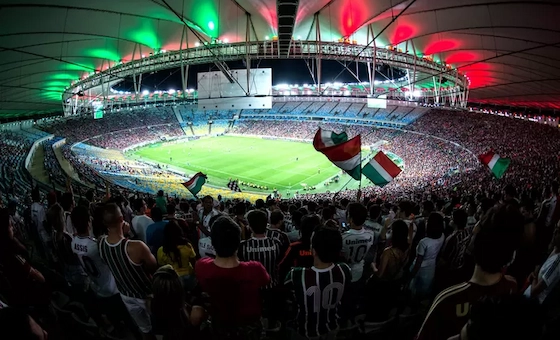 Picture of Maracanã Stadium with the fans of Fluminense